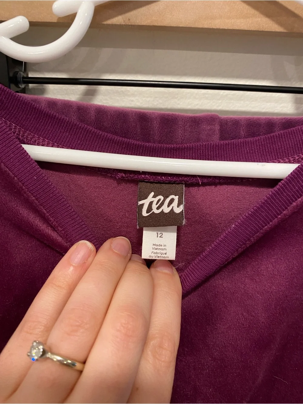 Tea Collection girls velour ruffle top and matching flare pants size 12 magenta